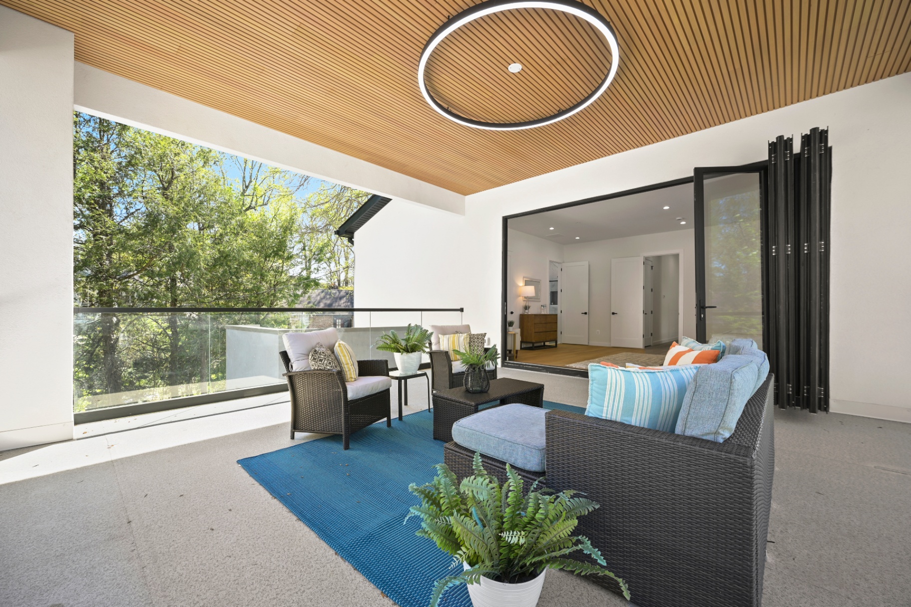 Covered balcony lounge